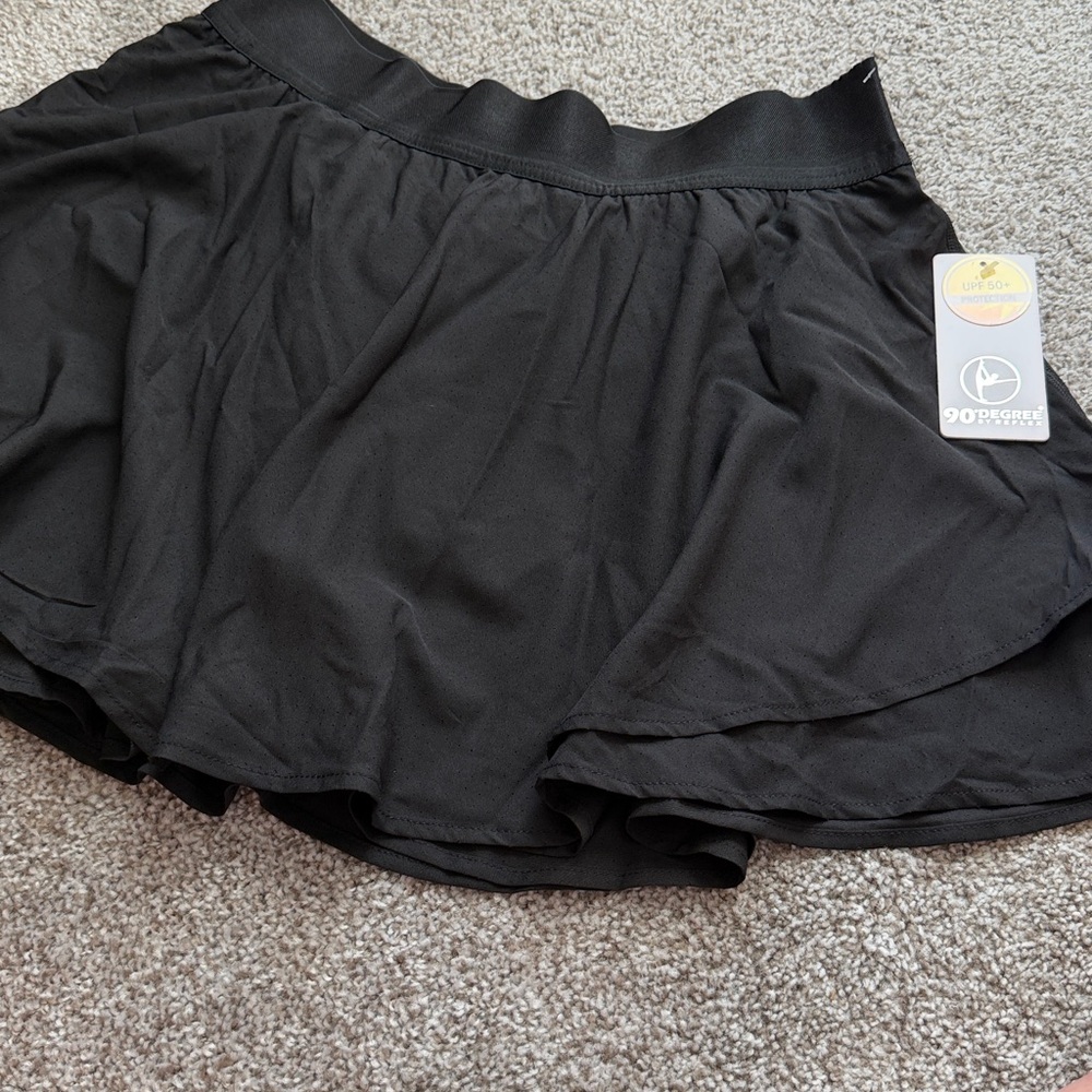 Athletic skirt - Picture 2 of 3